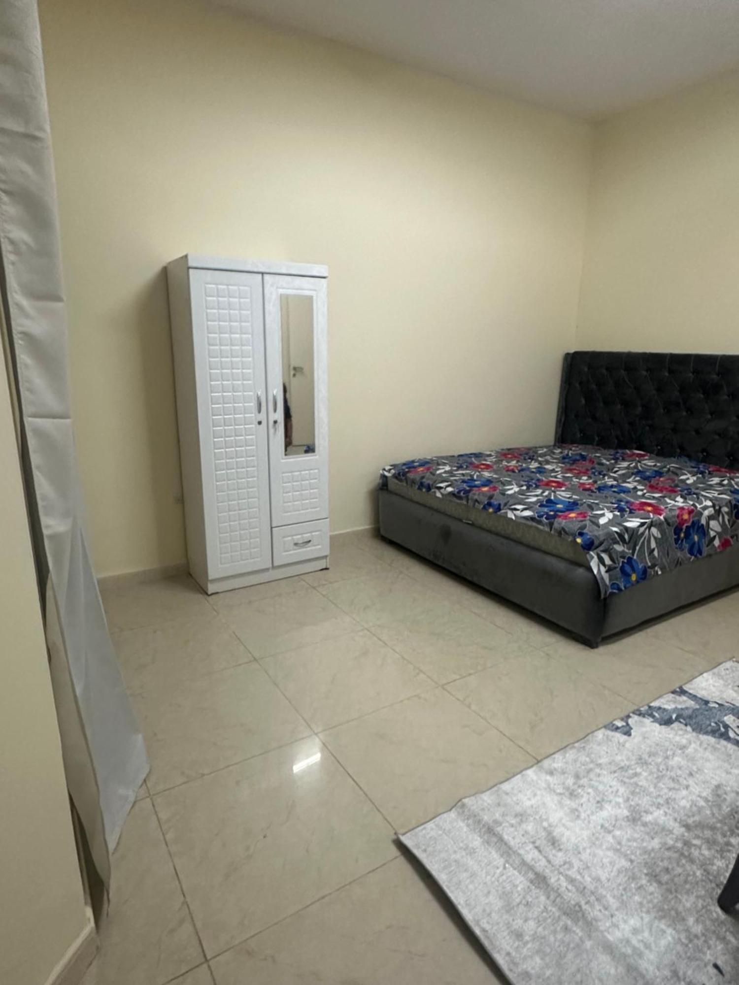 Homestay Premium Furnished Your Perfect *